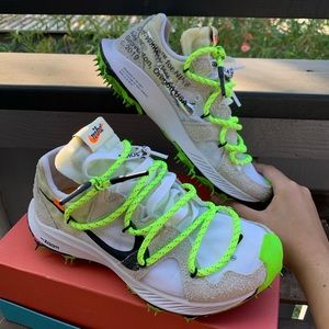 Nike X Off-White
Zoom Terra Kiger 5 sneakers